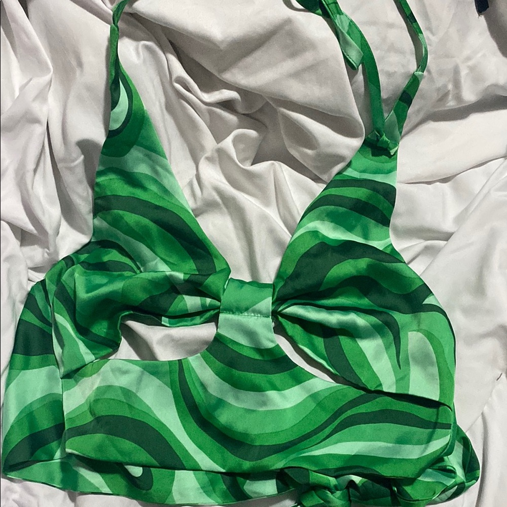 La Hearts Green Swirl Top